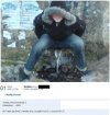 On udaje idiotę