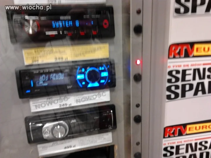 RTVeuroAGD radio do góry nogami