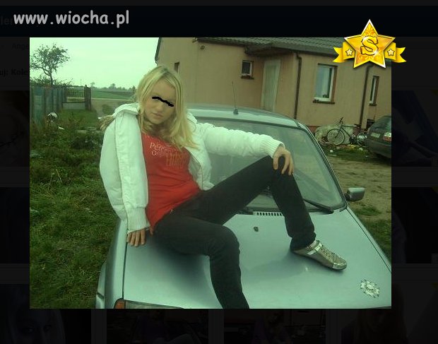 Nie ma to jak pozować na aucie
