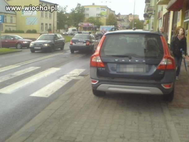 Wyjdę prosto na chodnik...