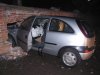 Corsa w cmentarnym murze 