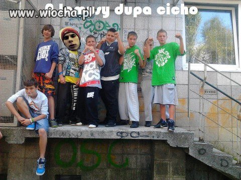 A Lamusy dupa cicho trolle na poziomie