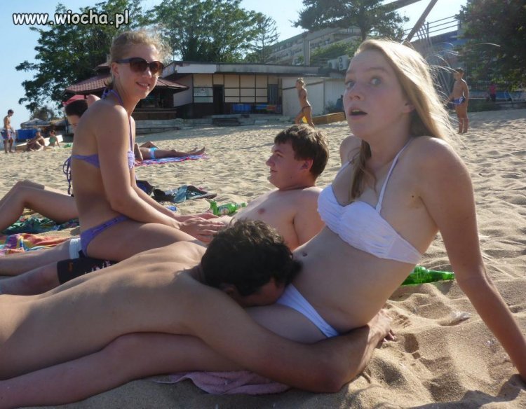 Facebookowe romanse. Wiocha na plaży!