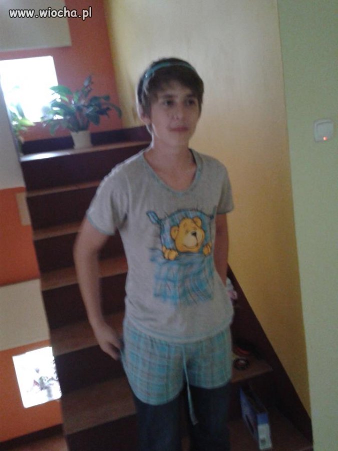 Jestem Dominik i lubię damskie piżamki 