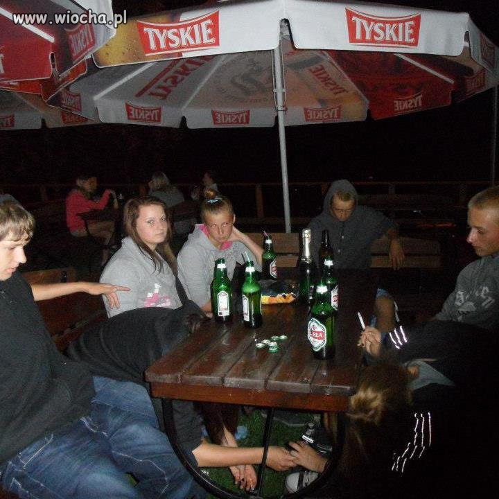 Pijemy alkohol w wieku 14 lat