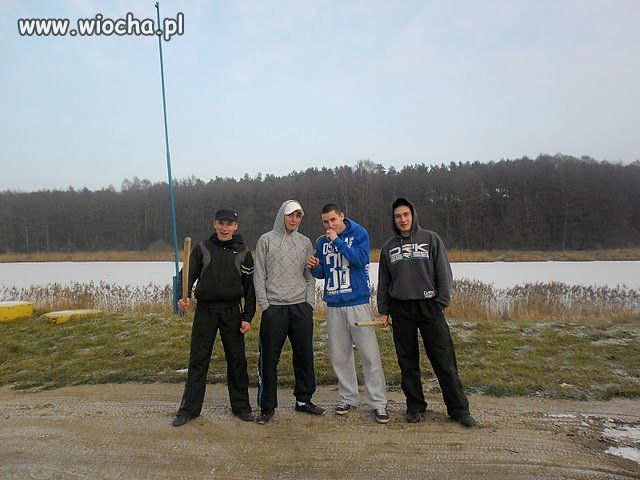 Dresy, bejsbole =