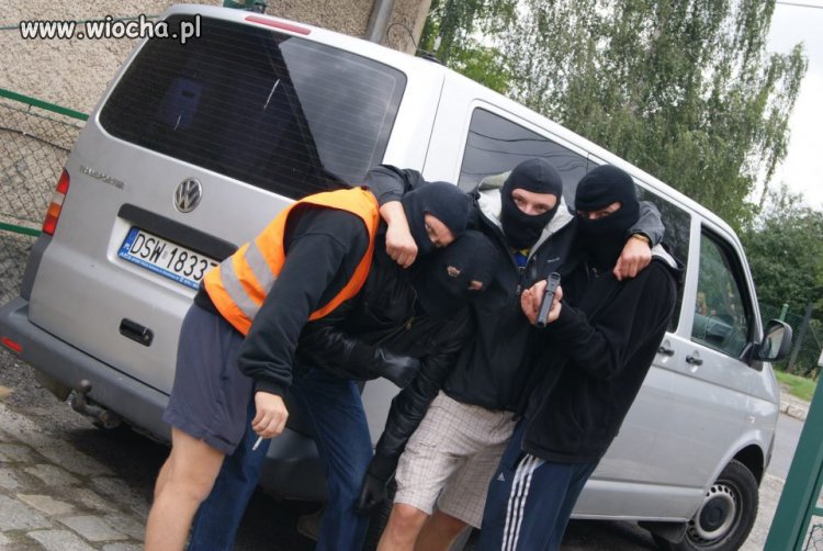 Kolejni gangsta...