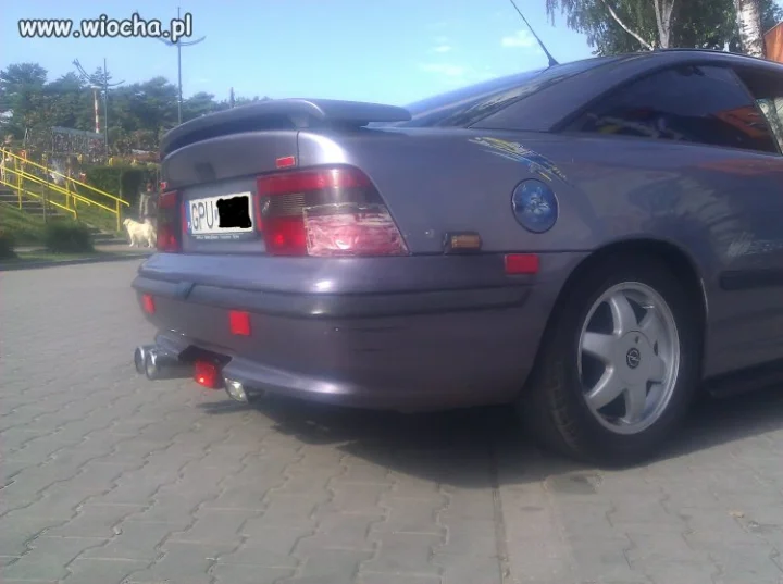 Nowoczesny Opel 