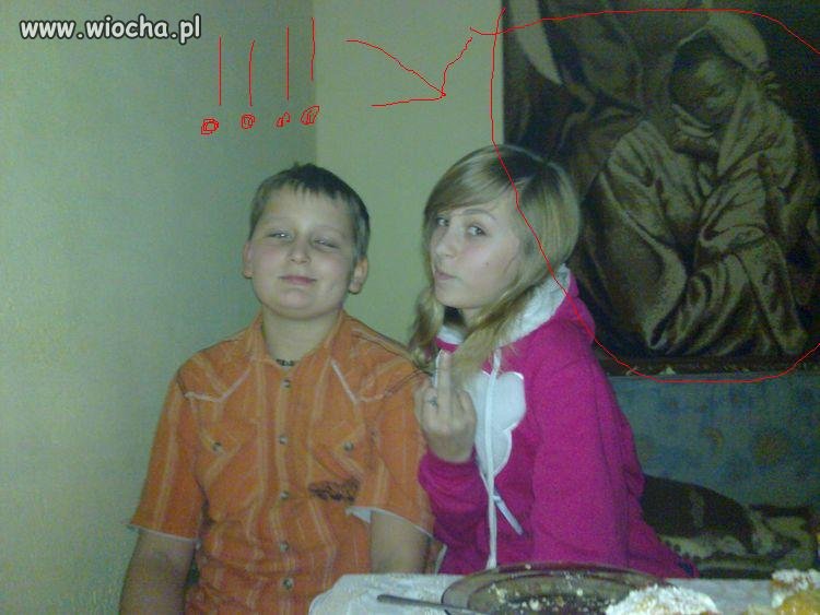 MADA FUCKA!!! Pokazuje środkowy palec i dobrze mi.