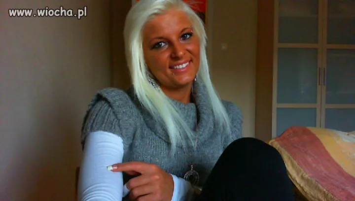 Blond tlenione włosy są, tapeta jest.