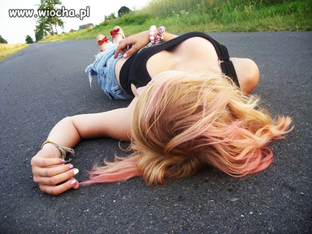 Cycki na drodze.. zawsze spooko ! 