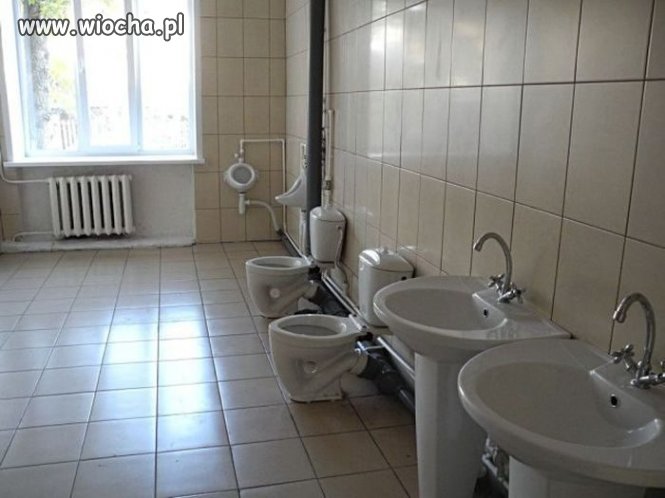 Tymczasem w toalecie