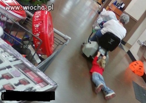 Z babunią na zakupach