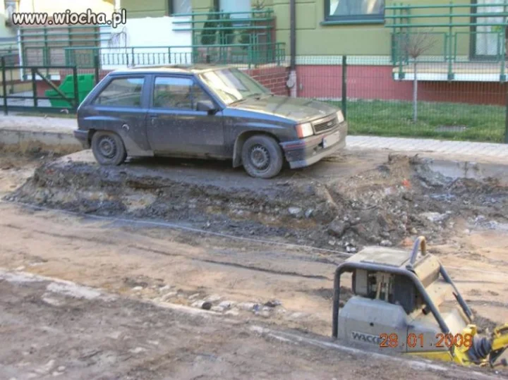 Mistrz parkowania.