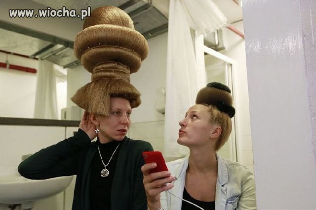 Stylowa fryzura