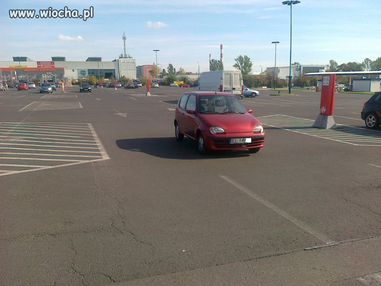 Parkować...