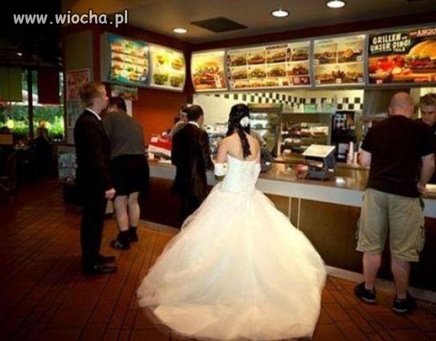 A po ślubie do fast food...