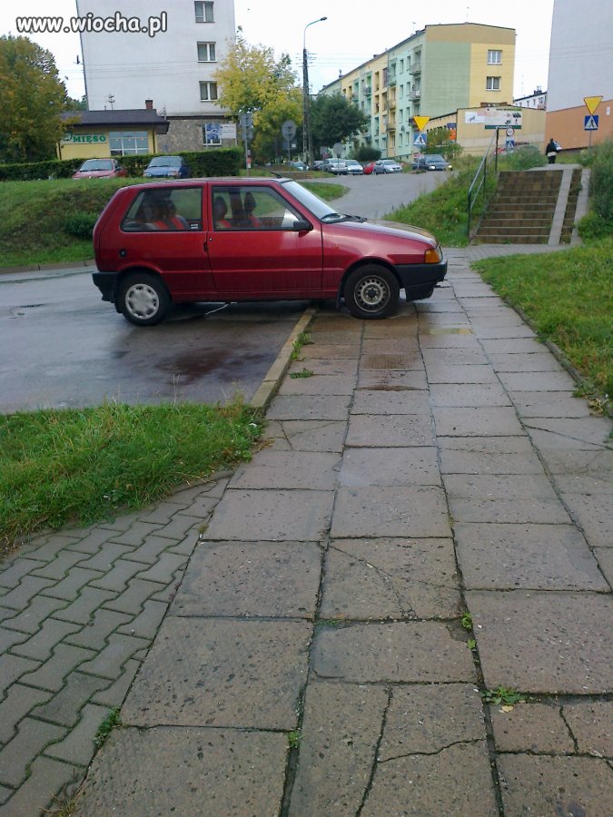 Bo parking był za mały...