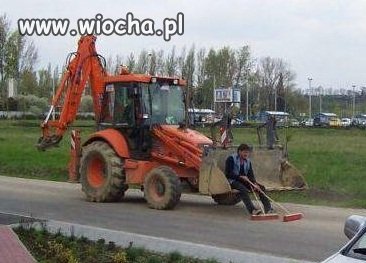 Budowa autostrad idzie pełną parą