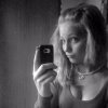 Troche tapety telefon wypchany stanik i...
