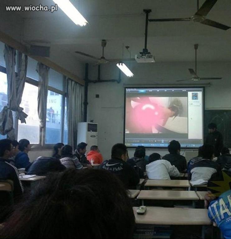 Pornosik na lekcji...