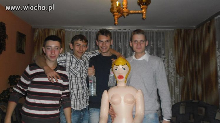Wódka jest, lalka jest