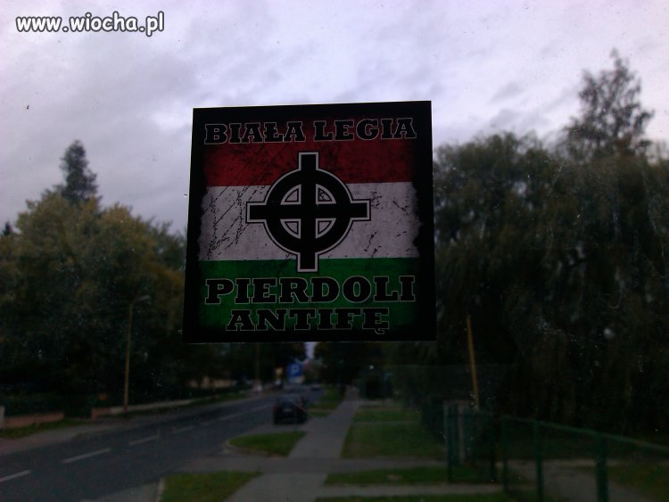 Nie dość, że kibole