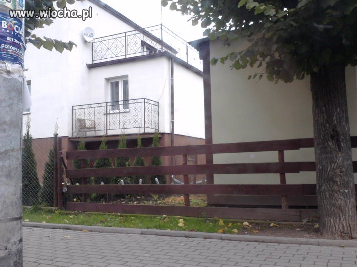 A na balkon