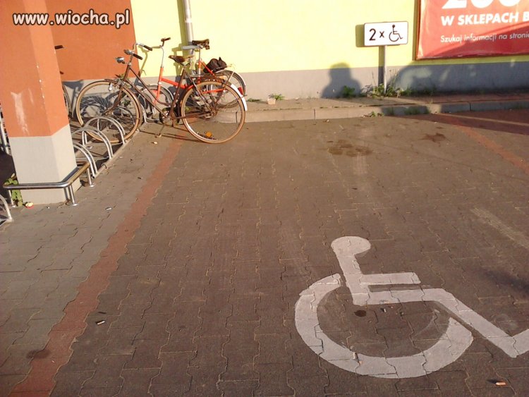 Nie ma to jak polskie parkingi
