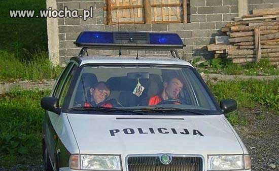 Policja...
