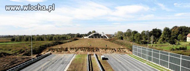 Miały być nowoczesne drogi. I są, tylko kończą się