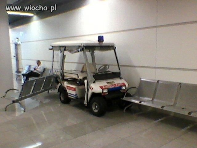 Lotnisko Okęcie sala przylotów