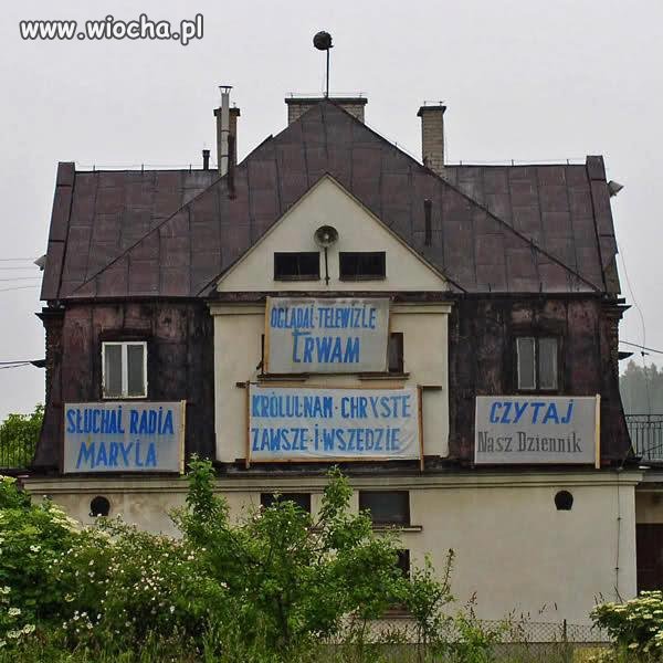 Dom zły 