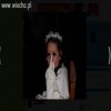 W dzień komunii, a mamusia chwali się jak dobrze