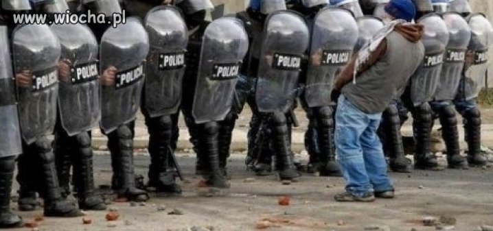 On leje na Policje...