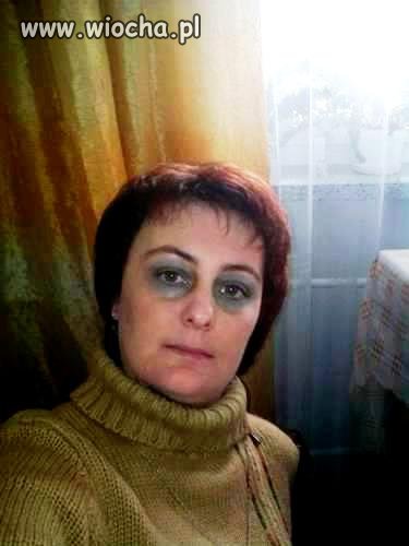 Dobrany kolor pod oczy.