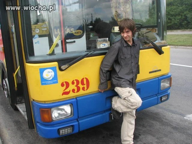 Sweet focia z autobusem 
