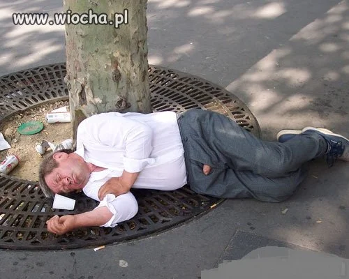 A jak się nawalę, to tak sobie leżę
