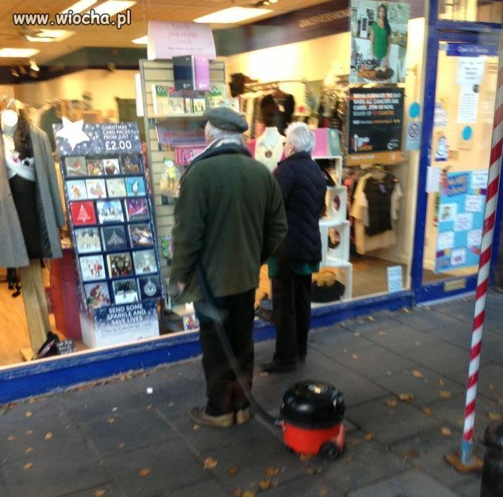 Takie tam z odkurzaczem...