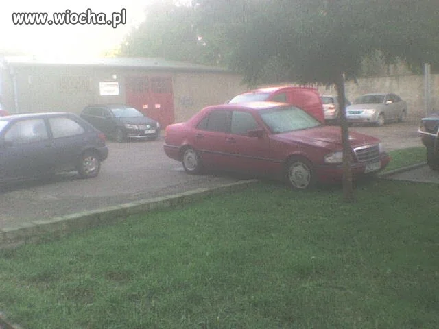 Parkowanie na 2 miejscach