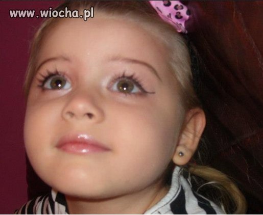 Niespełna 3 letnie dziecko