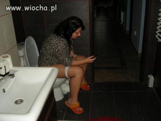 Warto się pochwalić żonką na kibelku