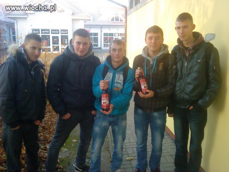 Jest Wino jest impreza .