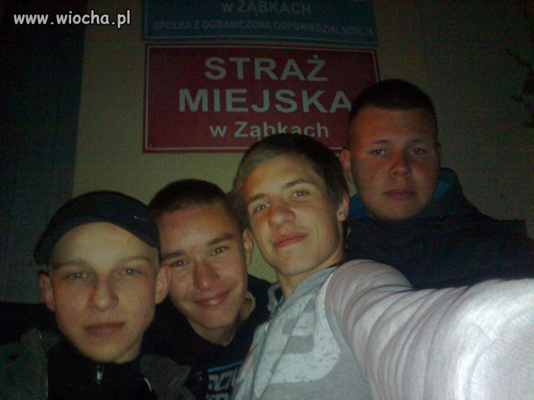 Gimnazjaliści lansują się zdjęciem 