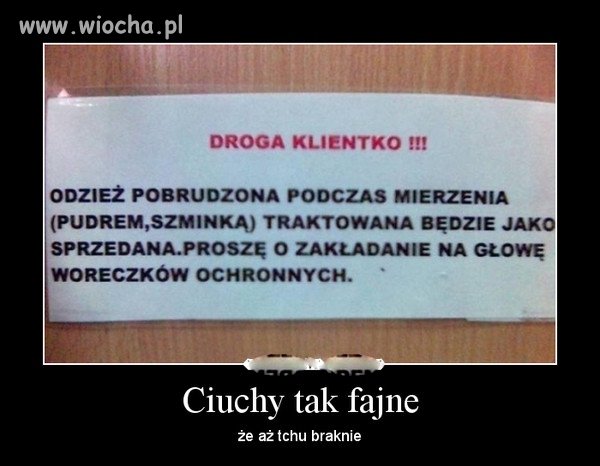 Z woreczkiem na głowę 