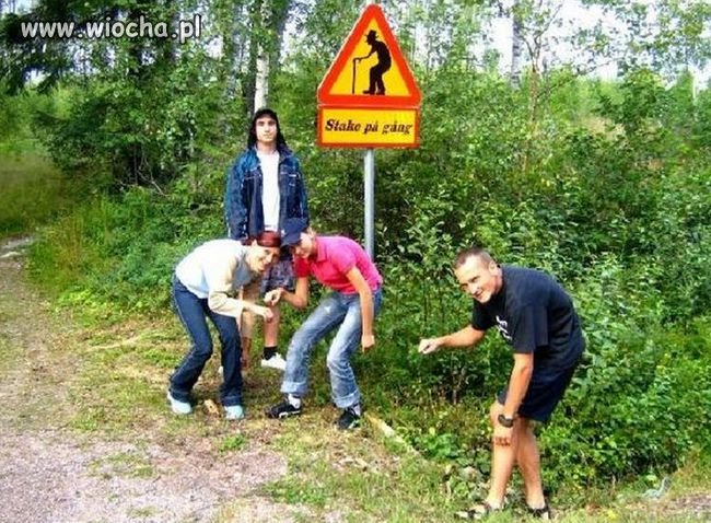 Nabijanie się ze starszych osób