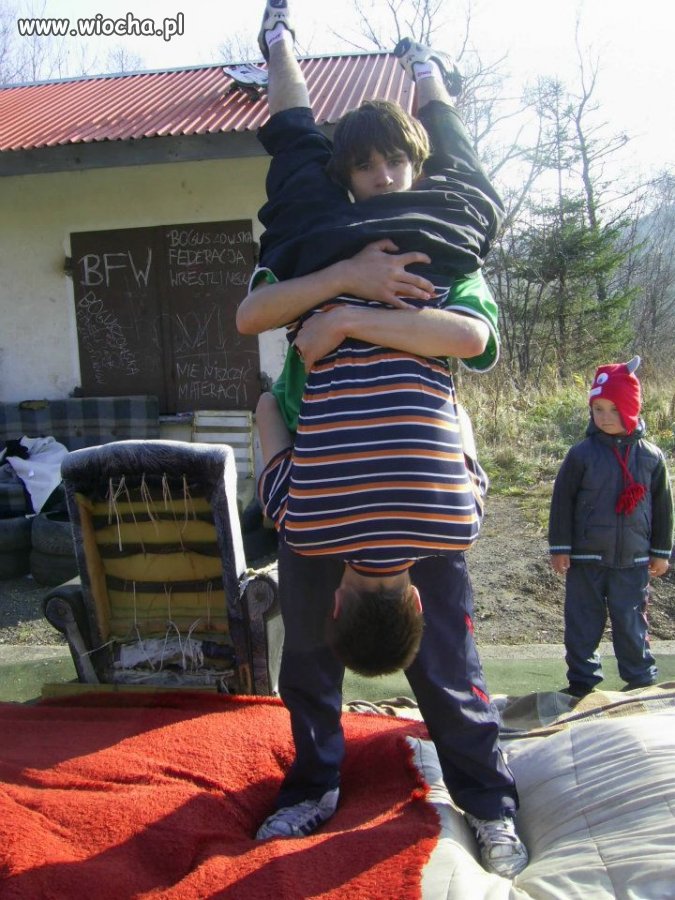 Zabawa z kolegą... tylko w co?