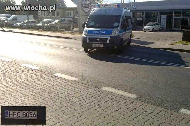 Za linię ciągłą komenda zero mandatu