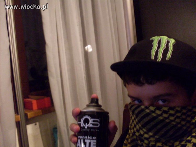 "Gangster grasuje po Łabędach"