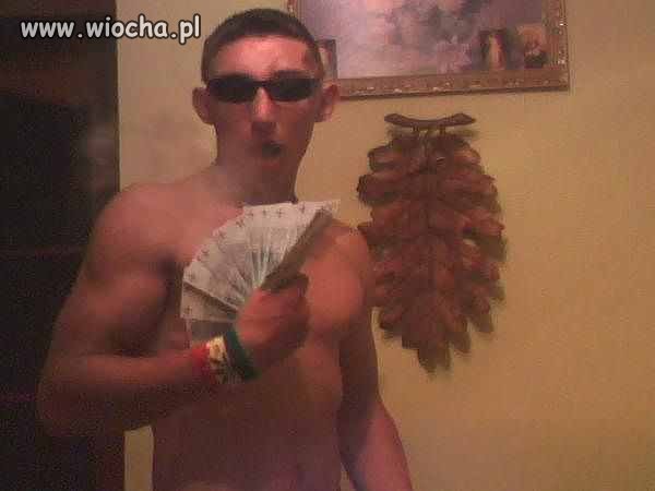Zrobię sobie słit focie z kasą 